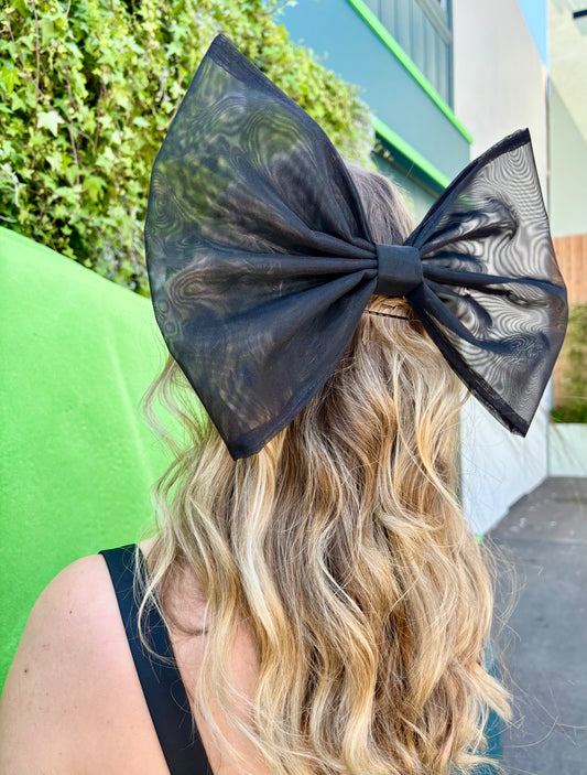Morgan + Taylor - Kinsleigh Bow Hair Accessory in Black
